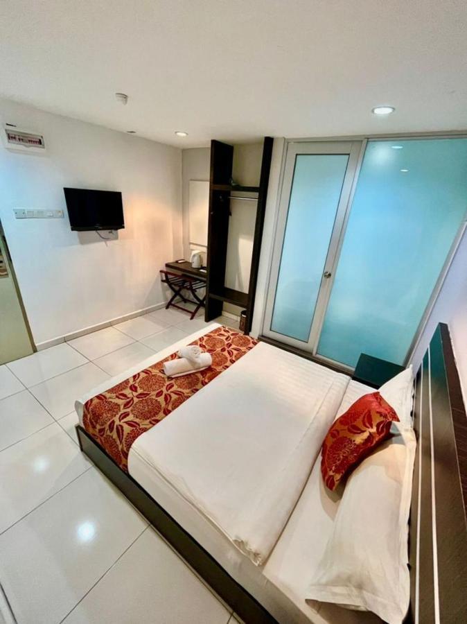 Hotel Zamburger Tengkera Melaka מראה חיצוני תמונה